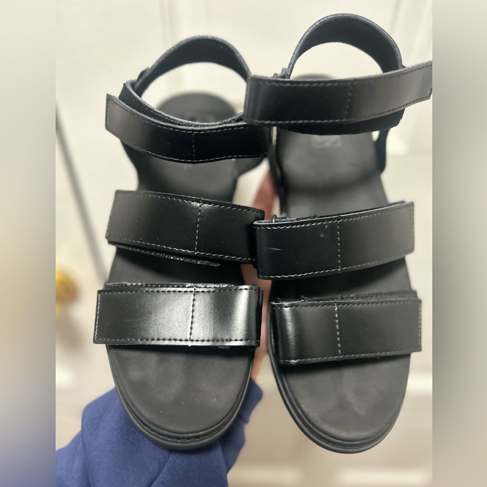 Vans Women's Black Colfax Sandals 6.5 used